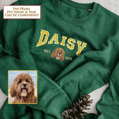 Custom Sweatshirt with Pet Avatar & Name – Personalized Embroidery, Christmas Gift for Pet Lovers